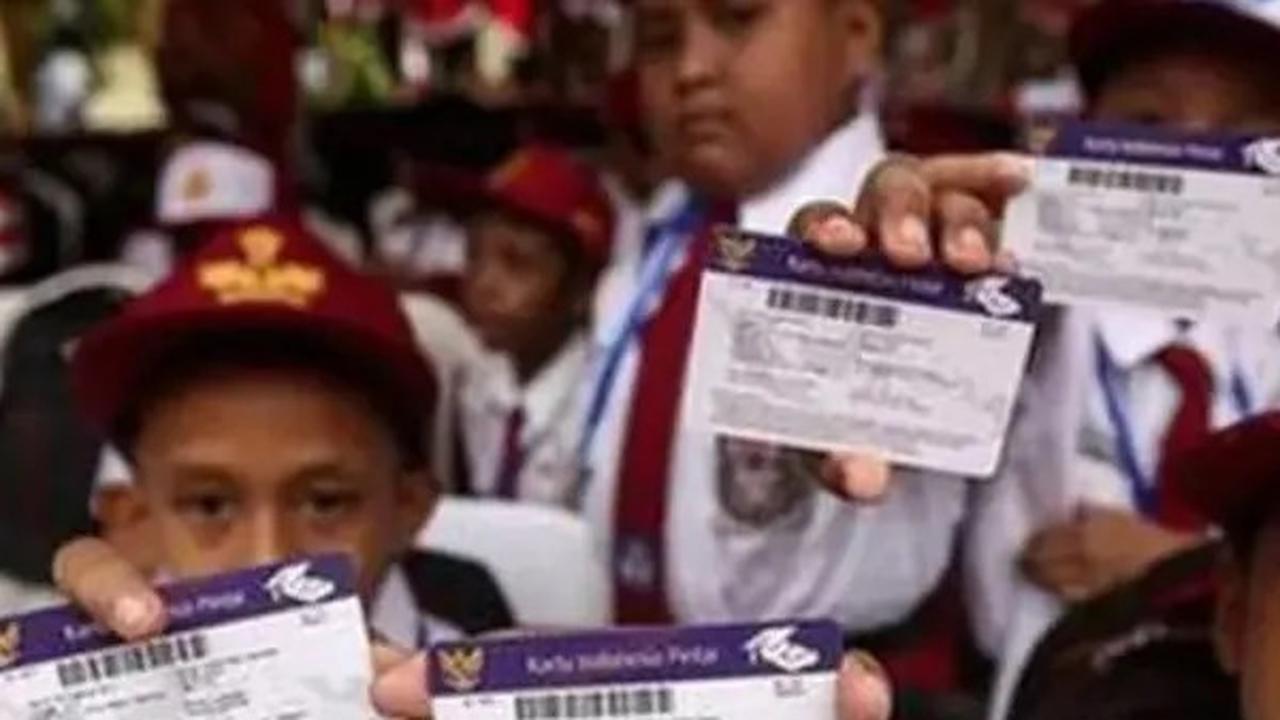 Cek Penerima Bansos Dana PIP 2025 Secara Online, Praktis dan Mudah