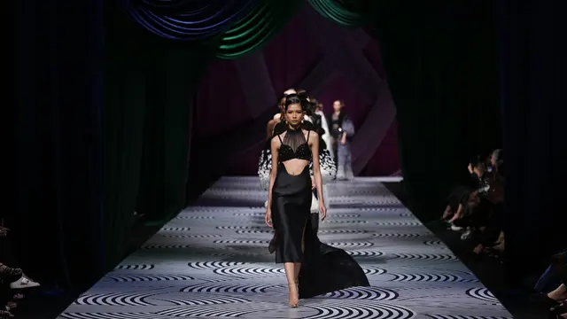 Sebastian Gunawan Signature