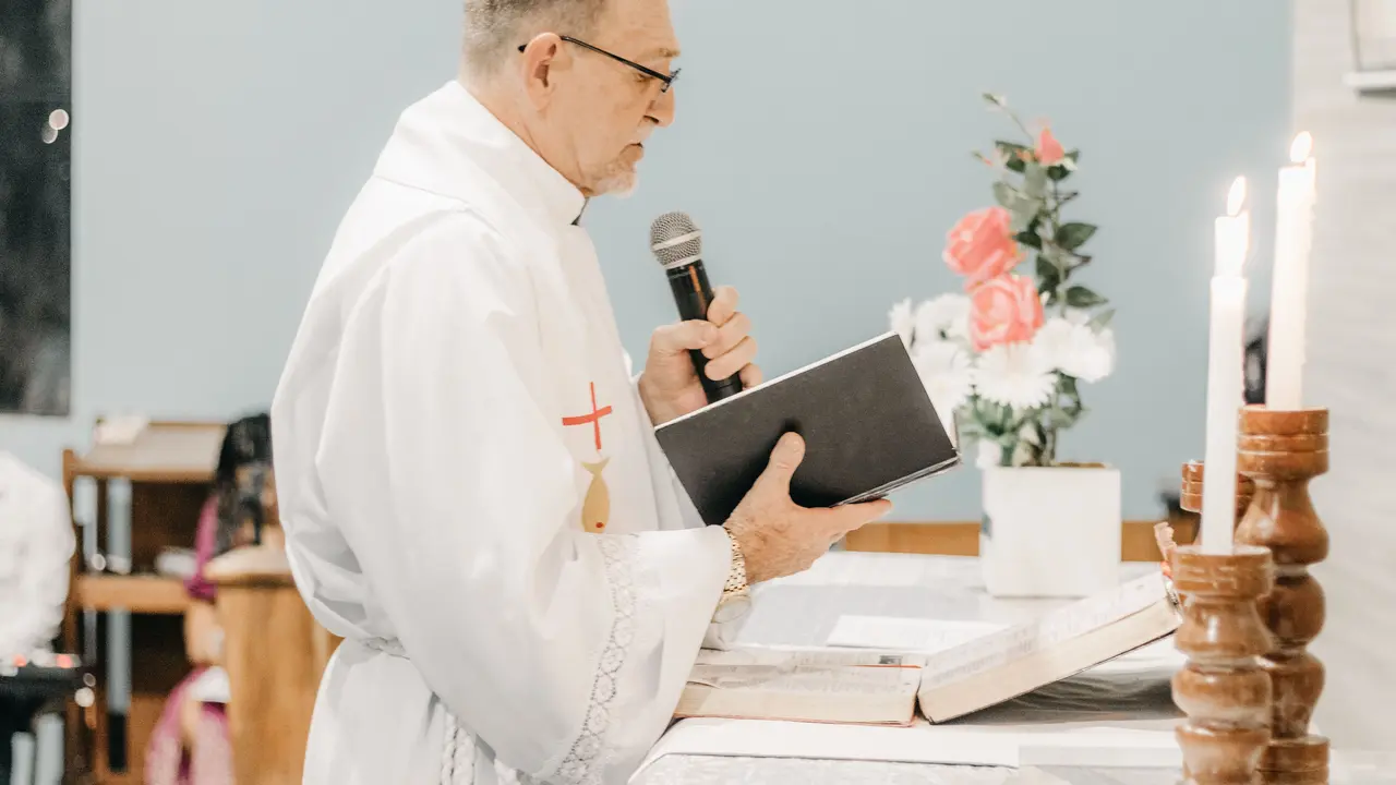 Kalender Liturgi Bulan November 2026