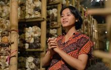 Sempat Ingin Jadi ASN, Perempuan Muda Asal Banyuwangi Kini Justru Ketagihan Jadi Petani Jamur