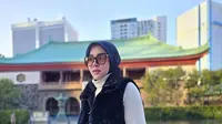 Top 3 Islami: Mengintip 6 Outfit Syahrini saat Berlibur di Tokyo, 5 Referensi Desain Rumah Bagus Sederhana Islami di Desa