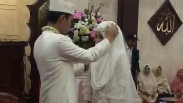 Bikin Baper Anandito Cium Mesra Anisa  Rahma  Usai Akad 