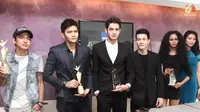 Adipati Dolken dan Model Indonesia Juarai Festival Internasional