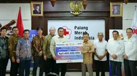 Korban Banjir Sumatra Terima Donasi Radio dan Senter Senilai Lebih dari Rp 2,3 Miliar