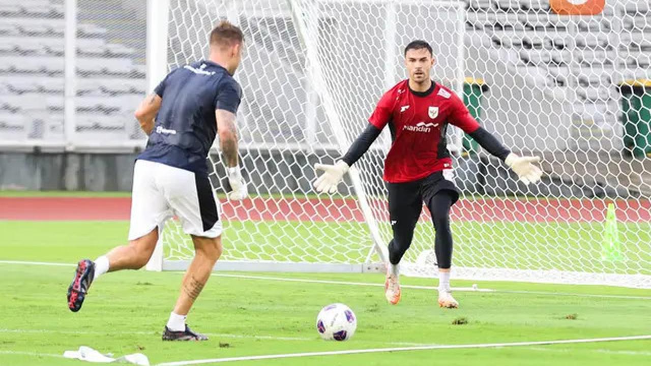 Emil Audero Mulyadi Terpukau dengan Aura SUGBK, Potensi Debut Melawan China: Atmosfernya Gila!