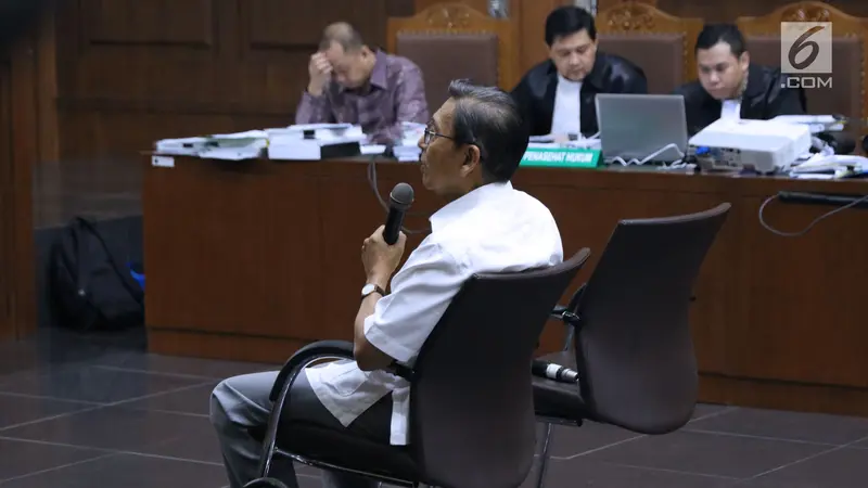 Mantan Wapres Boediono di Sidang Korupsi SKL BLBI