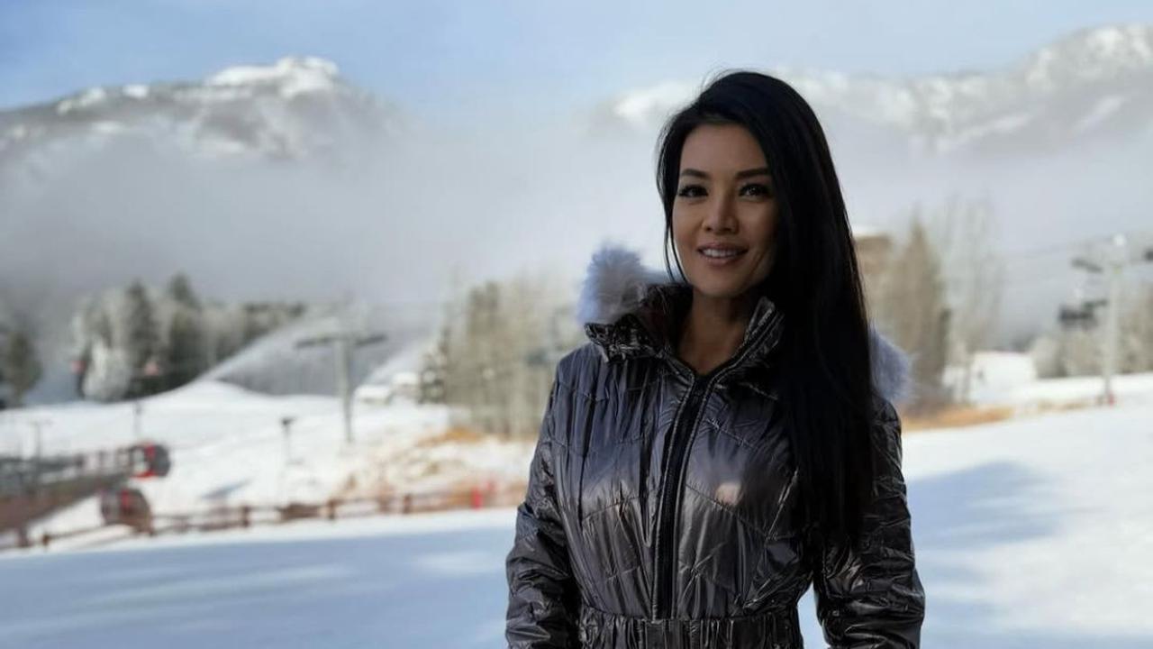 7 Potret Farah Quinn dan Keluarga Nikmati Liburan Musim Dingin, Snowboard Hingga Momen Santai!
