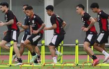 FOTO: Jelang Lawan Bahrain, Timnas Latihan di Stadion Madya Senayan