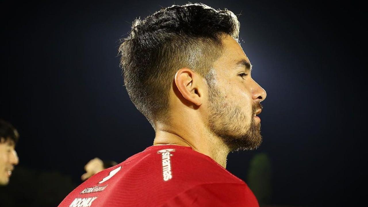 Debut Pertama di Timnas Senior<br>