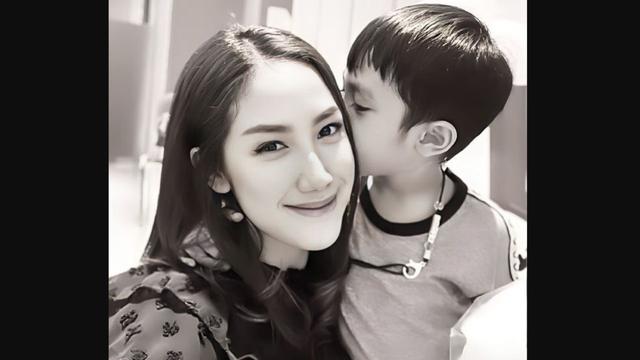 Artis Tamara Tyasmara buka suara terkait rekaman CCTV kasus tewasnya sang anak Raden Adante Khalif Pramudityo alias Dante (6) di Taman Kolam Renang Tirta, Pondok Kelapa, Jakarta Timur (Jaktim) Sabtu 27 Januari 2024 lalu.