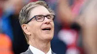 John W. Henry - Pemilik utama Liverpool FC ini berada di barisan terdepan atas terselenggaranya Liga Super Eropa. Pria asal Amerika Serikat ini juga memegang jabatan sebagai wakil presiden Liga Super Eropa. (AFP/Oli Scarff)