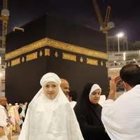 Chika Jessica saat umrah (Instagram/@ckjessica25)