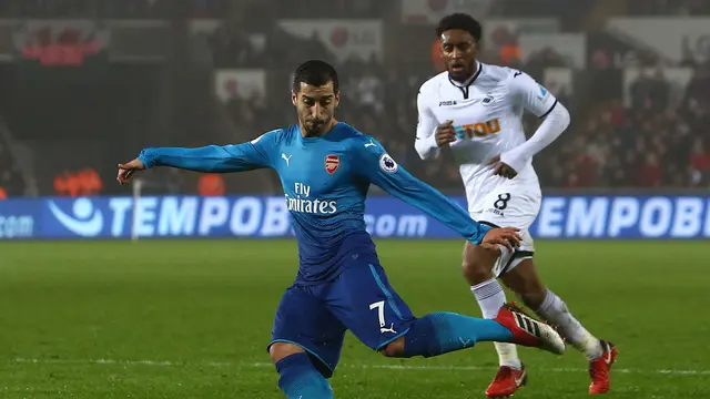 Henrikh Mhkitaryan, Mesut Ozil, Arsenal