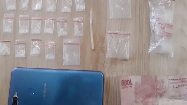 Barang bukti narkoba.