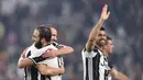 Para pemain Juventus merayakan kemenangan usai mengalahkan Napoli pada lanjutan Serie A di Juventus Stadium, Turin, Italy, (29/10/2016). (EPA/Alessandro Di Marco)