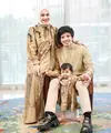 Baju Lebaran kembaran ibu dan anak perempuan, Aurel-Atta memakai koleksi Geulis
[Foto: @geulisid]