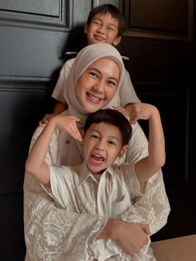 Ayu Ting Ting hingga Tasya Farasya, Potret Hangat Ibu Tunggal dan Anak Selebriti Rayakan Lebaran