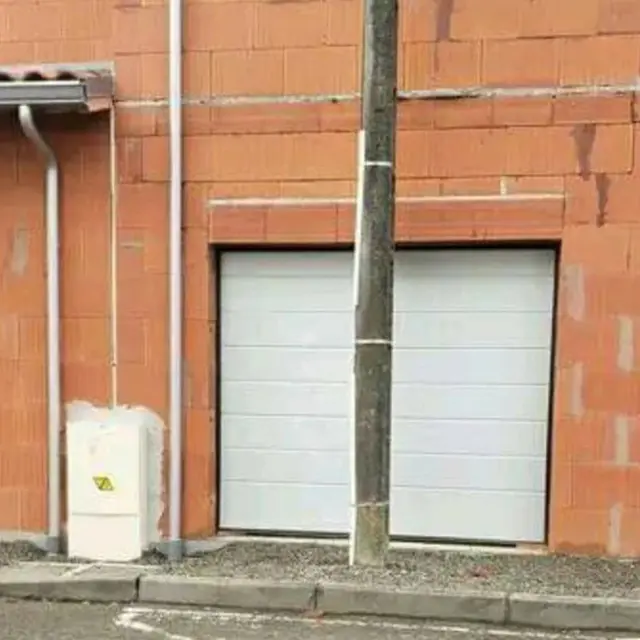 6 Potret Salah Pasang di Tempat Umum Ini Bikin Geleng Kepala