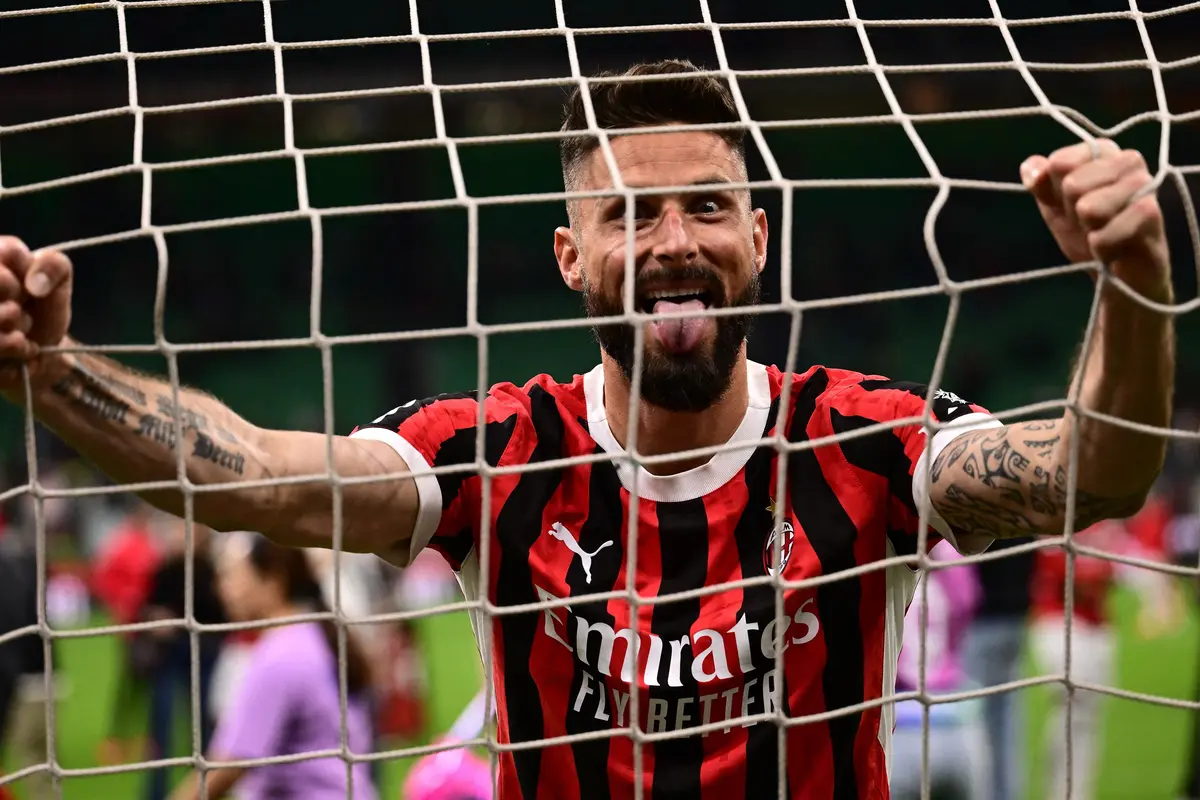 Stefano Pioli dan Olivier Giroud di Laga AC Milan vs Salernitana