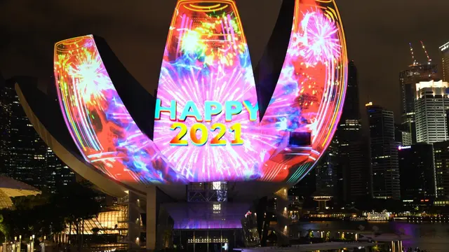 Dimulai Sejak Awal Desember, Pertunjukan Cahaya 'Shine a Light' Terangi Marina Bay Singapura di Malam Tahun Baru