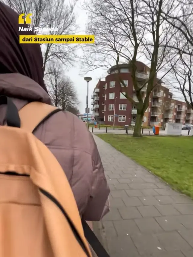 Aisha Keem Latihan Berkuda di Belanda