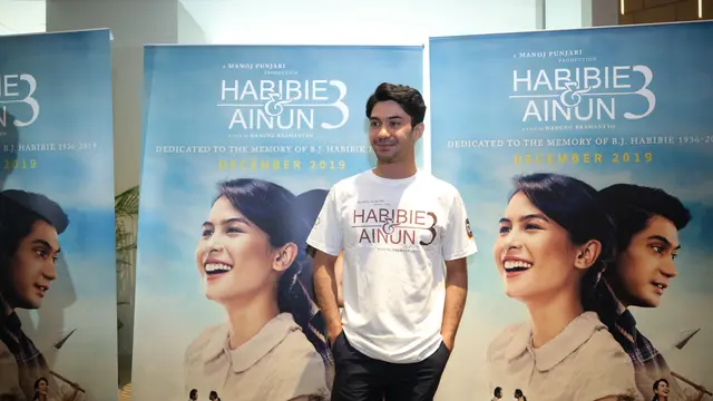 [Fimela] Reza Rahadian