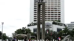 Hari libur Tahun Baru dimanfaatkan warga Jakarta untuk berwisata bersama keluarganya, Jakarta, Kamis (1/1/2015). (Liputan6.com/Faizal Fanani)