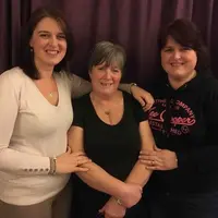 Saudara kembar beda negara ini baru diketahui dunia setelah hampir 40 tahun berlalu.