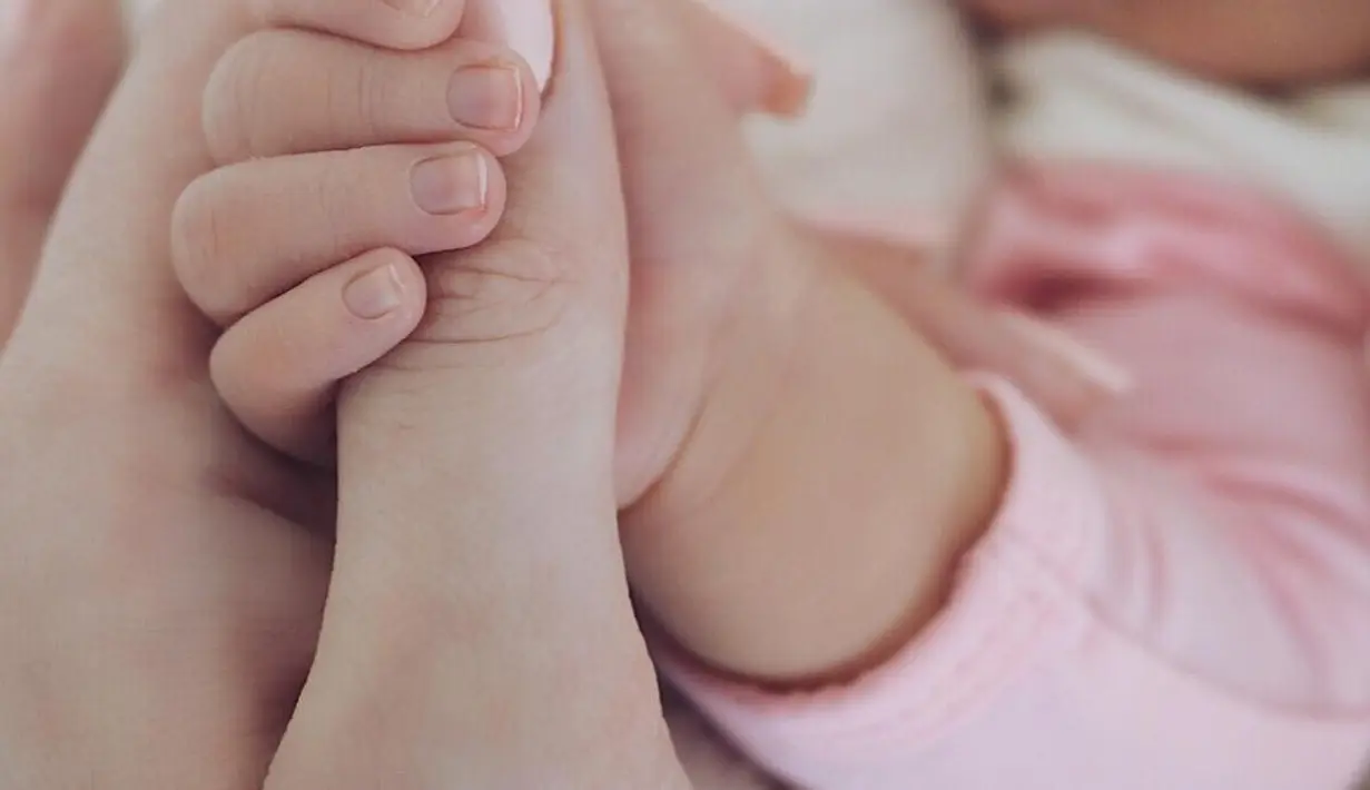 Dilansir dari TMZ, ketika ditanya mengenai anaknya, Travis pun mengatakan bahwa Stormi adalah anak yang cantik. (instagram/kyliejenner)