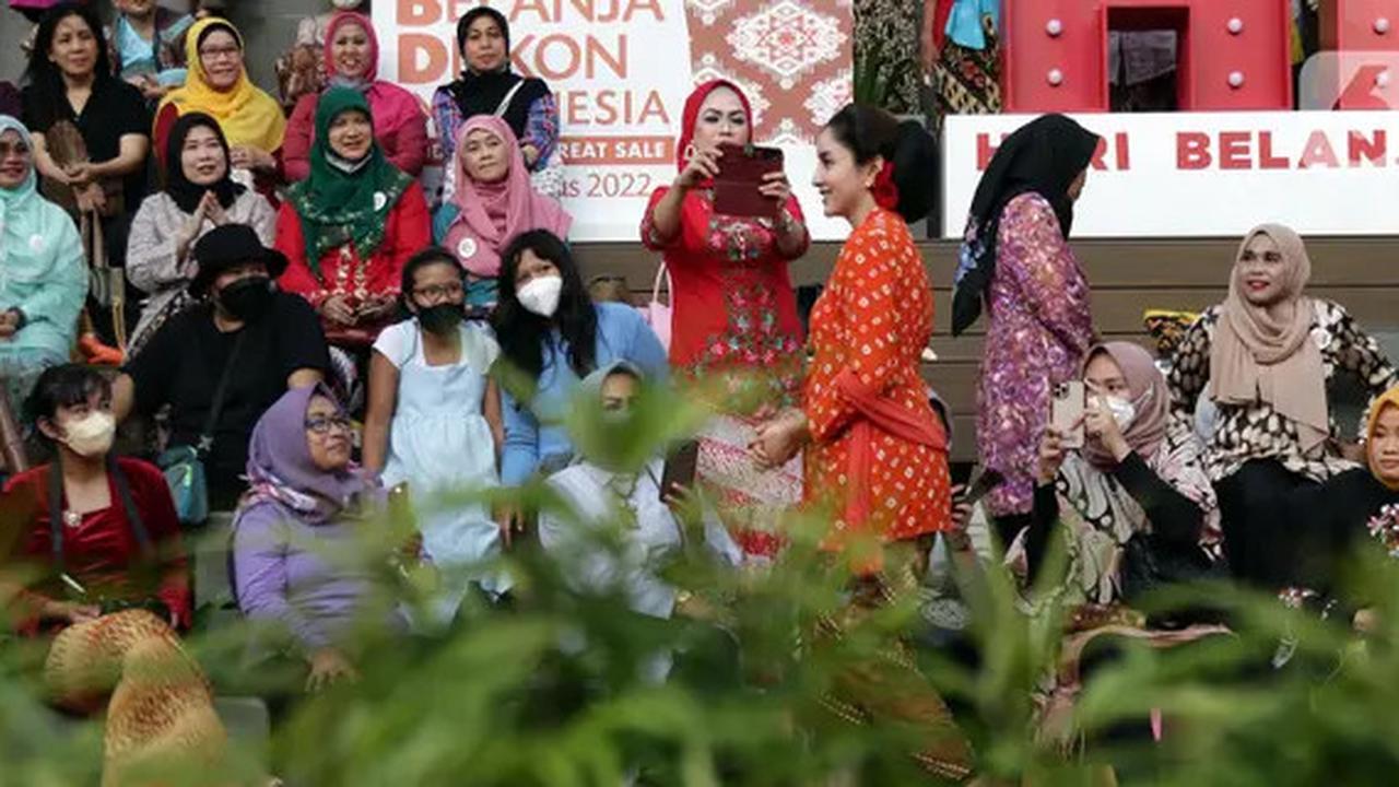 Bukan Sekedar Busana, Ternyata Ini Sejarah di Balik Perayaan Hari Kebaya Nasional 24 Juli