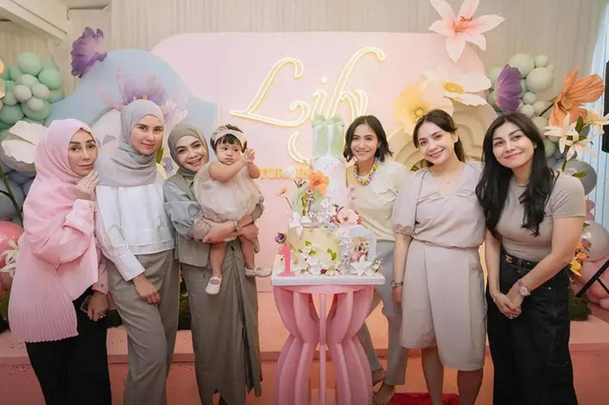 10 Potret Ulang Tahun Lily Anak Raffi Ahmad, Digelar Meriah di Rumah Andara