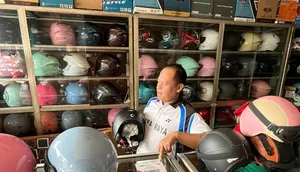 Cukup QRIS, Beli Helm Tanpa Ribet Uang Tunai