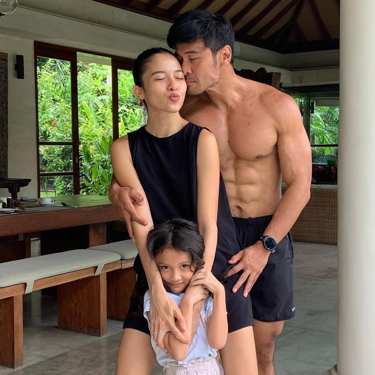 Chicco Jerikho Pamer Kemesraan dengan Putri Marino di Bali, Netizen: Pasangan Favorit