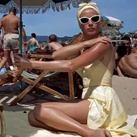 Jangan sampai liburanmu tetap terkungkung masalah pekerjaan. 