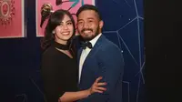 Arfita Dwi Putri dan Yama Carlos