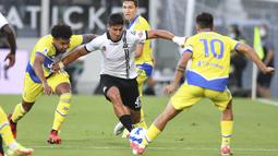 Si Nyonya Tua berhasil meraih tiga poin pertamanya usai susah payah menaklukkan Spezia. (AP/Tano Pecoraro)