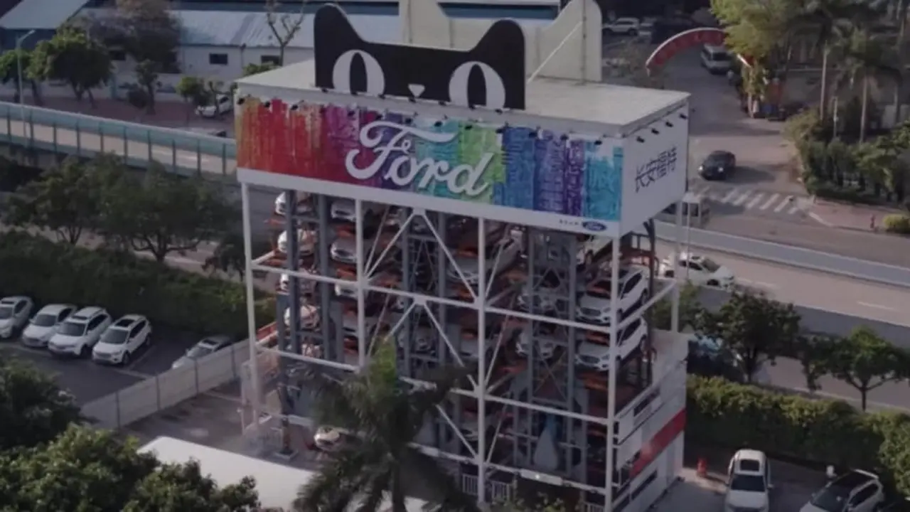 Dealer unik Ford Vending Machine