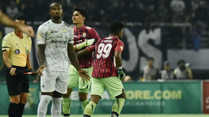 Mendoza Santai: Persib Dibayangi Dewa United, No Problemo!