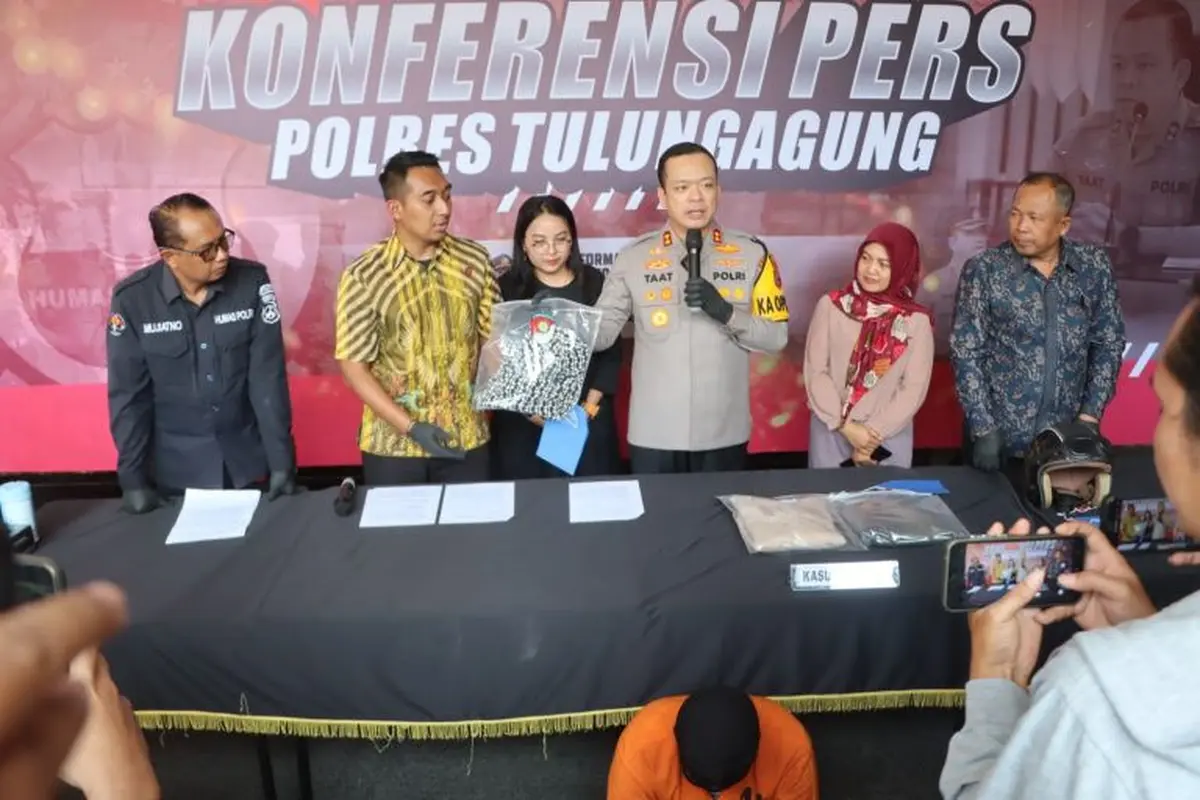 Polisi meringkus begal payudara di Tulungagung yang sudah 25 kali beraksi. (Istimewa)