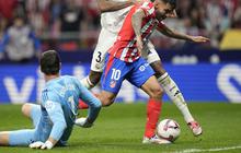 Duduk Perkara Keributan Kiper Real Madrid Thibaut Courtois Vs Fans Atletico Berujung Pelemparan