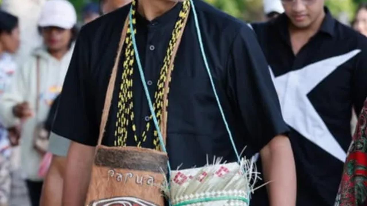 Singgung Demokrasi, Ganjar: Kadang Kalau Sudah Marah Menyerangnya Pribadi