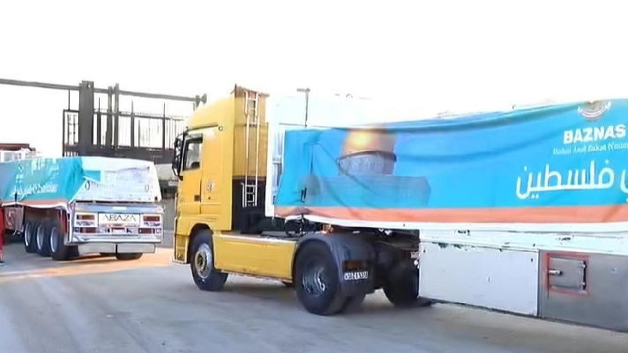 45 Truk Kontainer Bantuan Indonesia Tiba di Gaza