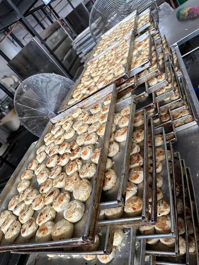 Oleh-oleh Legendaris di Yogyakarta, Usaha Bakpia Ini Makin Berkembang Berkat KUR BRI