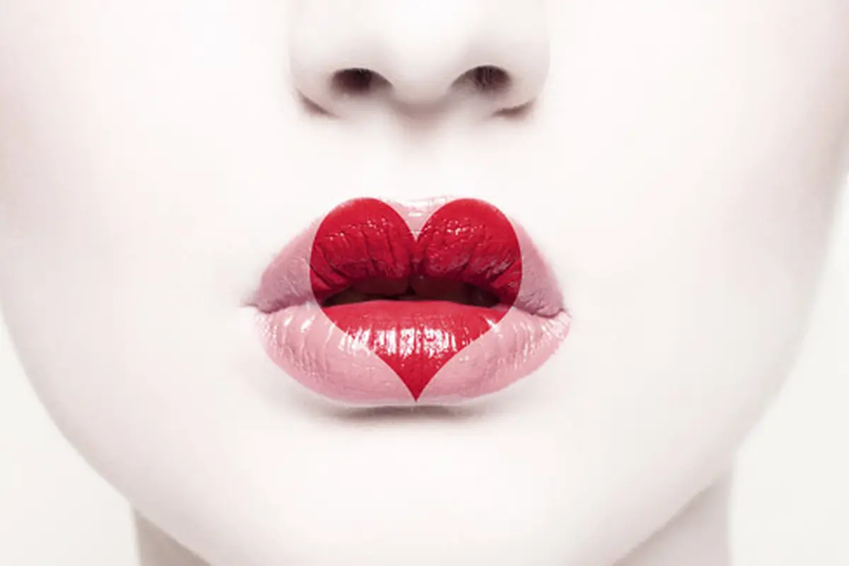(c) shutterstock