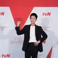 Jung Kyung Ho dalam press conference Hospital Playlist yang digelar Kamis (10/6). (Photo by tvN, Courtesy of Netflix)