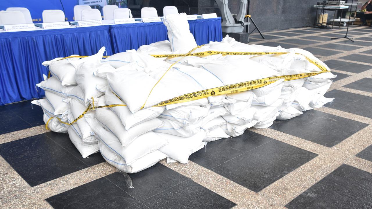 TNI AL dan Tim Gabungan Gagalkan Penyelundupan 6,1 Ton Pasir Timah Ilegal di Tanjung Priok