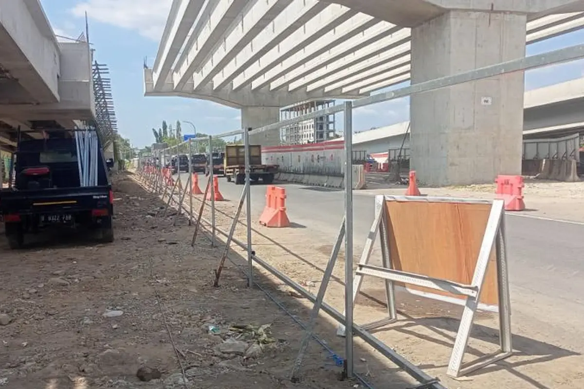 Kondisi Jalan tol Jogja-Solo di ruas Trihanggo–Junction di Kabupaten Sleman, Daerah Istimewa Yogyakarta. (Antara/HO-Humas Adhi Karya)