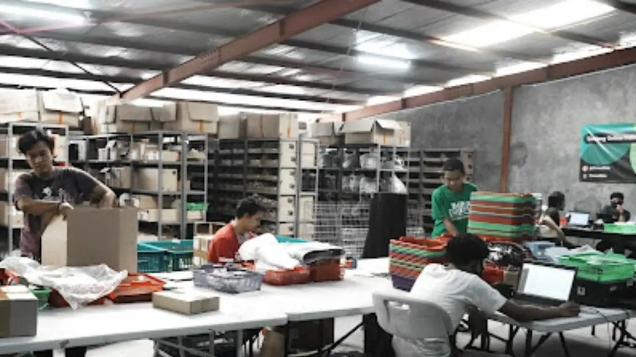 Crewdible sebagai pionir gudang online di Indonesia yang memanfaatkan sistem crowdsourcing. (Dok Crewdible)