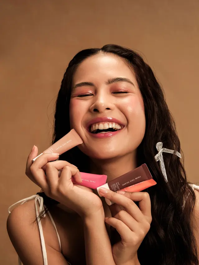 Maudy Ayunda Rilis 4 Shade Lip Butter Balm, Dukung Project Reforestasi di Kalimantan