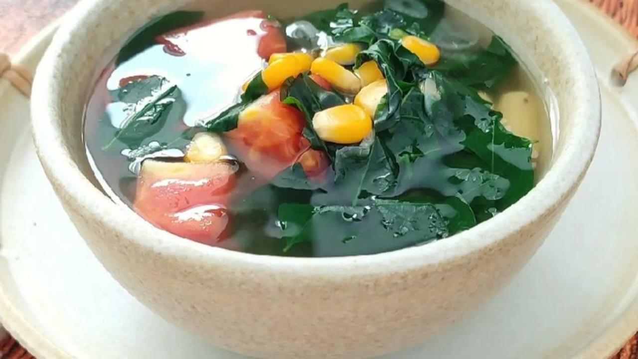 Sayur Bening Bayam dan Oyong<br>